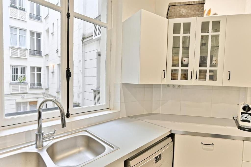 Appartement Haussmannien 17Eme Arrondissement 巴黎 外观 照片