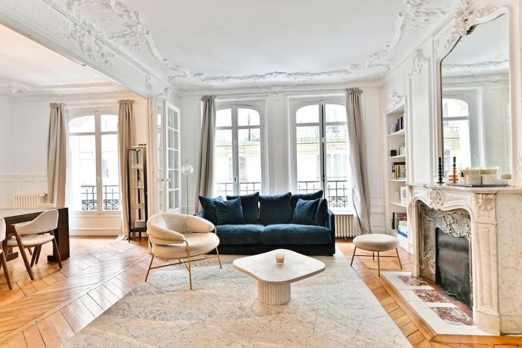 Appartement Haussmannien 17Eme Arrondissement 巴黎 外观 照片